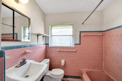 Bathroom incudes a shower/tub combo.