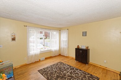 1317 W High St, Ballston Spa, NY 12020 - photo 4