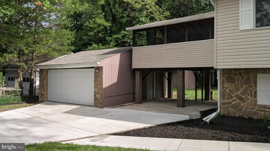 10805 Patuxent Ave, Glenn Dale, MD 20769 - photo 2