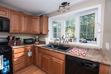 22 Tanglewood Dr, East Hampstead, NH 03826 - photo 7