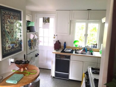 35 Alpine St unit 2, Cambridge, MA 02138 - photo 2