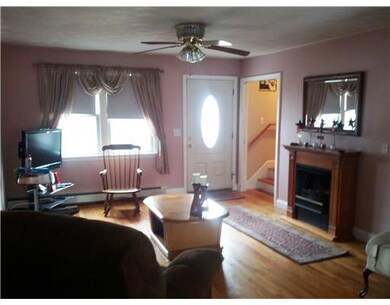 20 Sprague St, Greenville, RI 02828 - photo 5