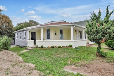305 Hillside Ave Long Branch-large-002-0