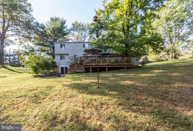 5 Bell Bluff Ct, Gaithersburg, MD 20879 - photo 2