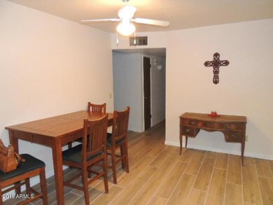 Eat-In Kitchen