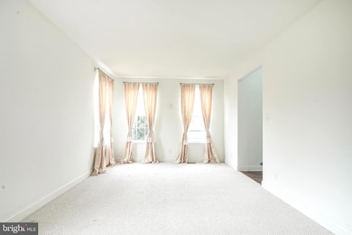 326 Meadowbrook Dr, Monroeville, NJ 08343 - photo 4