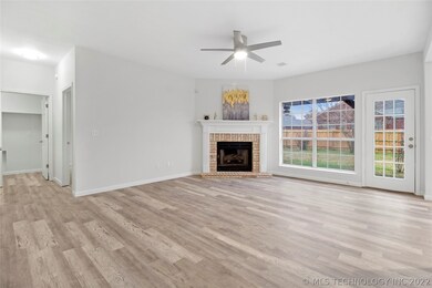 4719 S 198th East Ave, Broken Arrow, OK 74014 - photo 6