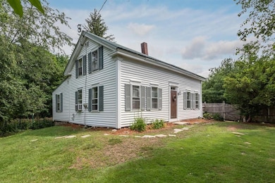 130 Hampstead Rd, Derry, NH 03038 - photo 6
