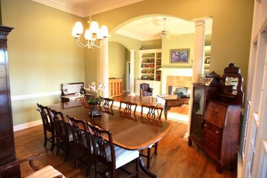 Dining to Living