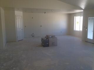 family room (2)