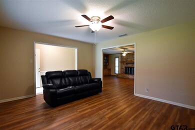 3601 Silverwood Dr, Tyler, TX 75701 - photo 3