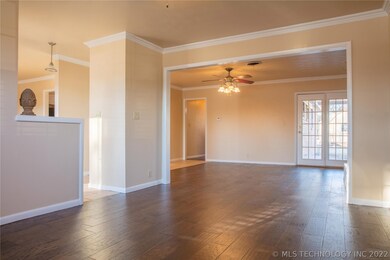 1506 Red Bud Ln, McAlester, OK 74501 - photo 2