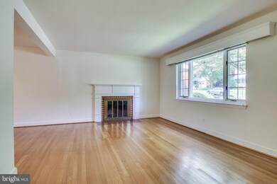 5600 34th St N, Arlington, VA 22207 - photo 4