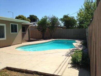 pool2