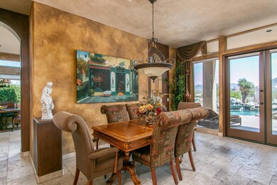 7) FORMAL DINING