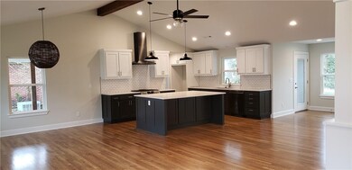 703 NW 6th St, Bentonville, AR 72712 - photo 4