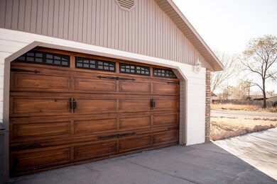 Nice Garage