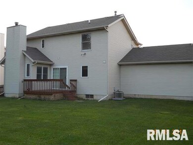 2319 W 60th Place, Davenport, IA 52806 - photo 3