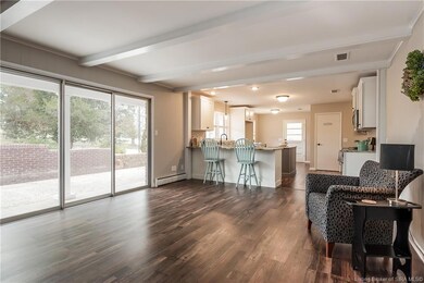 Multi room for a formal dining room or family tv r