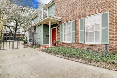 3303 Lawrence St, Houston, TX 77018 - photo 2