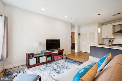 3035 15th St NW unit 102, Washington, DC 20009 - photo 3