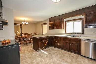 18 Olde Coach Rd, Derry, NH 03038 - photo 7