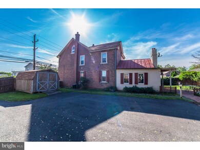 32 Main St, Harleysville, PA 19438 - photo 2