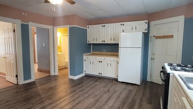 99 Temple St unit 1, Fitchburg, MA 01420 - photo 4