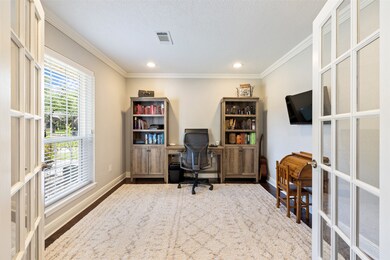 1055 Thornton Rd, Houston, TX 77018 - photo 6