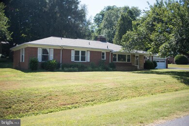 13206 Bregman Rd, Silver Spring, MD 20904 - photo 2