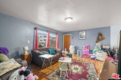 756 N Inglewood Ave unit 1, Inglewood, CA 90302 - photo 7