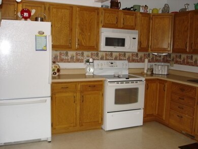 1611 E 1st St, Merrill, WI 54452 - photo 5