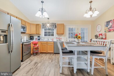 508 Stonewall St, Strasburg, VA 22657 - photo 6