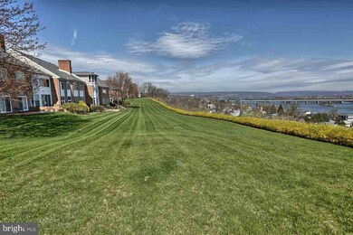 511 Bridgeview Dr, Lemoyne, PA 17043 - photo 3