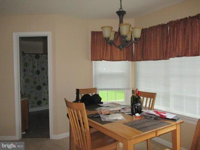 15062 Maple Glen Ct, Dumfries, VA 22025 - photo 6