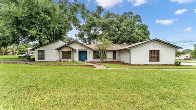 724 Palmore Ct, Lakeland, FL 33813 - photo 3