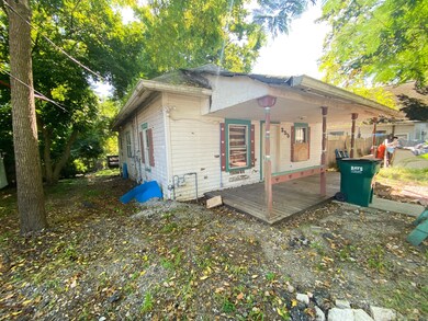 255 Young St, Franklin, IN 46131 - photo 2