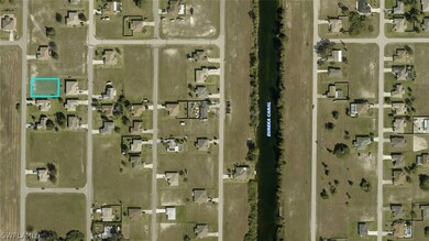 2821 NE 4th Ave, Cape Coral, FL 33909 - photo 3