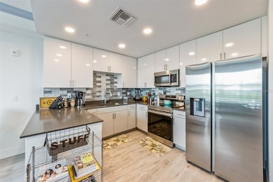 The Strand unit A313, Sarasota, FL 34234 - photo 5