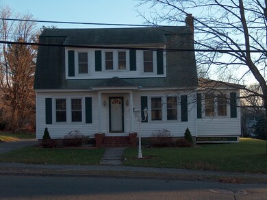 198 Franklin St, North Adams, MA 01247 - photo 3