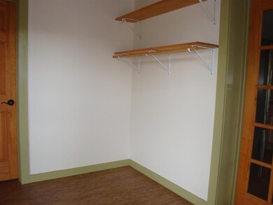 135 Winter Bell Dr, East Dummerston, VT 05346 - photo 2