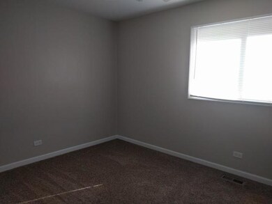 3703 Peach Grove Ln, Hazel Crest, IL 60429 - photo 3