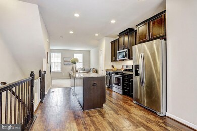 8154 Hollow Ct, Severn, MD 21144 - photo 2