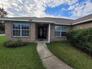 1108 Doverville Ct, Slidell, LA 70461 - photo 2