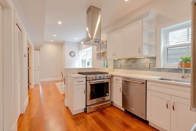 42 W Eagle St unit 2, Boston, MA 02128 - photo 3