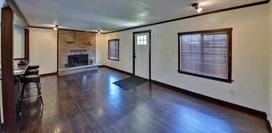 347 Manzanita St, Central Point, OR 97502 - photo 6