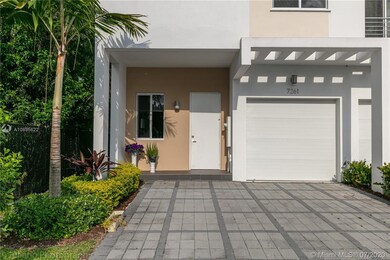 7261 NW 102nd Place unit 7261, Doral, FL 33178 - photo 4
