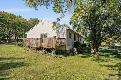 420 Monroe deck, accessible from kitchen SGD