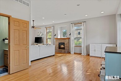 944 Chukker Ln, Springfield, IL 62712 - photo 6