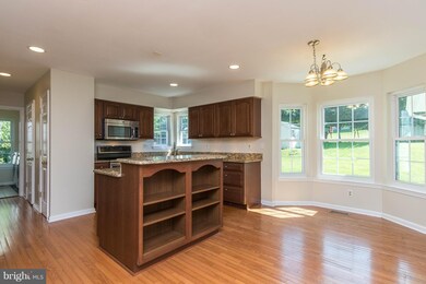 435 Hawkridge Ln, Sykesville, MD 21784 - photo 6